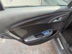 2015 HOLDEN COMMODORE SV6 VF II GREY