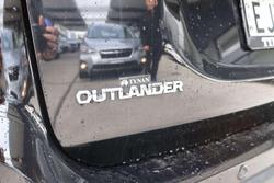 2020 Mitsubishi Outlander Black Edition
