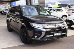 2020 Mitsubishi Outlander Black Edition