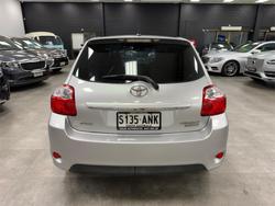 2011 Toyota Corolla Levin ZR
