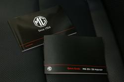 2025 MG ZS Essence