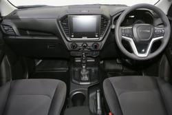 2025 Isuzu D-MAX SX