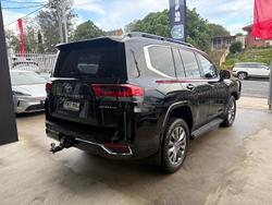 2023 Toyota Landcruiser Sahara ZX