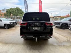 2023 Toyota Landcruiser Sahara ZX
