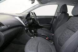 2017 Hyundai Accent Active
