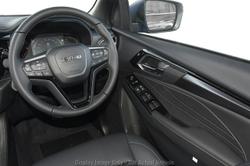 2026 Isuzu MU-X LS-T