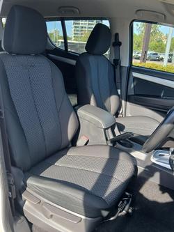 2016 Isuzu MU-X LS-U