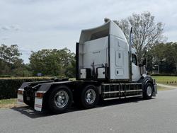 2023 Kenworth T610 SAR White