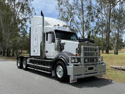 2023 Kenworth T610 SAR White