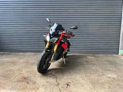 2015 BMW Motorrad S 1000 R Red