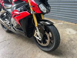 2015 BMW Motorrad S 1000 R Red