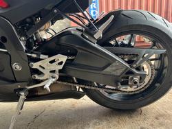 2015 BMW Motorrad S 1000 R Red