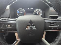 2022 Mitsubishi Outlander Exceed Tourer ZM MY22 AWD White Diamond with Black Mica Roof