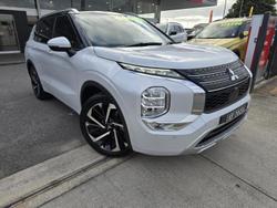 2022 Mitsubishi Outlander Exceed Tourer