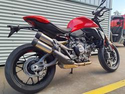 2026 Ducati Monster + 890 Monster Red