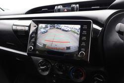 2025 Toyota Hilux SR