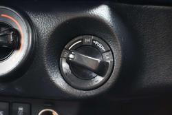2025 Toyota Hilux SR