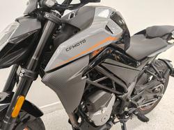 2022 CFMOTO 300 NK ABS Black