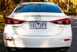 2019 Mazda 3 SP25