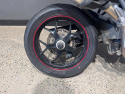 Triumph 2013 TRIUMPH 1050CC TIGER 1050 SE RED