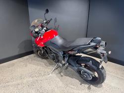 Triumph 2013 TRIUMPH 1050CC TIGER 1050 SE RED