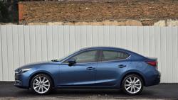 2018 Mazda 3 SP25