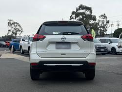 2017 Nissan X-TRAIL ST