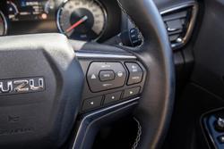 2023 Isuzu MU-X LS-T
