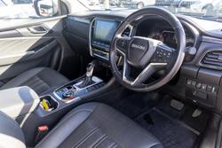 2023 Isuzu MU-X LS-T