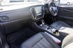 2023 Isuzu MU-X LS-T