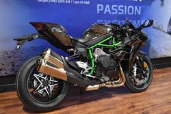 2025 Kawasaki NINJA H2 Green