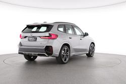 2025 BMW X1 xDrive20i M Sport