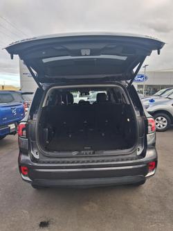 2022 Ford Everest Trend