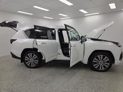 2025 Lexus LX 500d Sports Luxury FJA310R 4X4 Dual Range Sonic Quartz