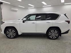2025 Lexus LX 500d Sports Luxury FJA310R 4X4 Dual Range Sonic Quartz