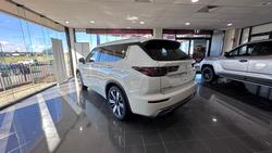 2026 Mitsubishi Outlander Exceed