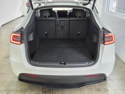 2023 Tesla Model Y Rear-Wheel Drive