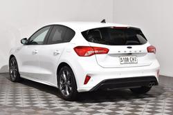 2020 Ford Focus ST-Line