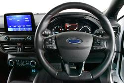 2020 Ford Focus ST-Line