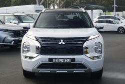 2022 Mitsubishi Outlander Exceed Tourer