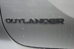 2022 Mitsubishi Outlander Exceed Tourer