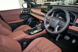 2025 Mitsubishi Outlander Exceed Tourer