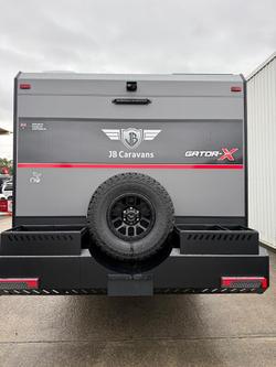 2026 JB Caravans Gator X 17'10 Front Door Cafe