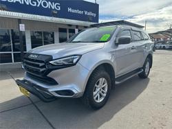 2022 Isuzu MU-X LS-M