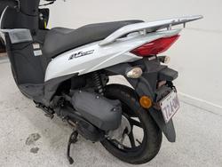 Suzuki 2016 SUZUKI 110CC UK110NEL White