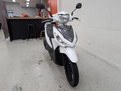 Suzuki 2016 SUZUKI 110CC UK110NEL White