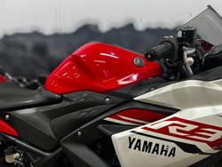 2015 Yamaha YZF-R3 RED