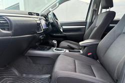 2022 Toyota Hilux SR5 Hi-Rider