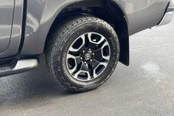 2022 Toyota Hilux SR5 Hi-Rider