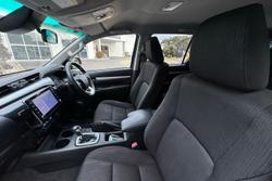 2022 Toyota Hilux SR5 Hi-Rider